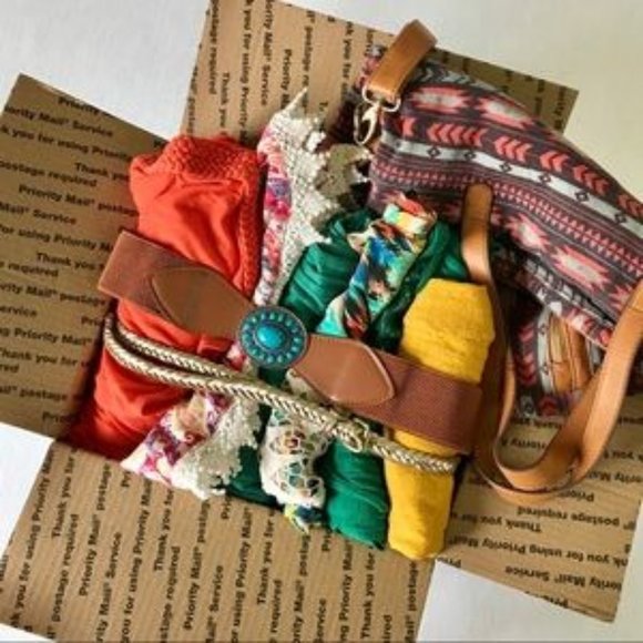 London Tops - Mystery Box Of Pretty Tops In Your Size